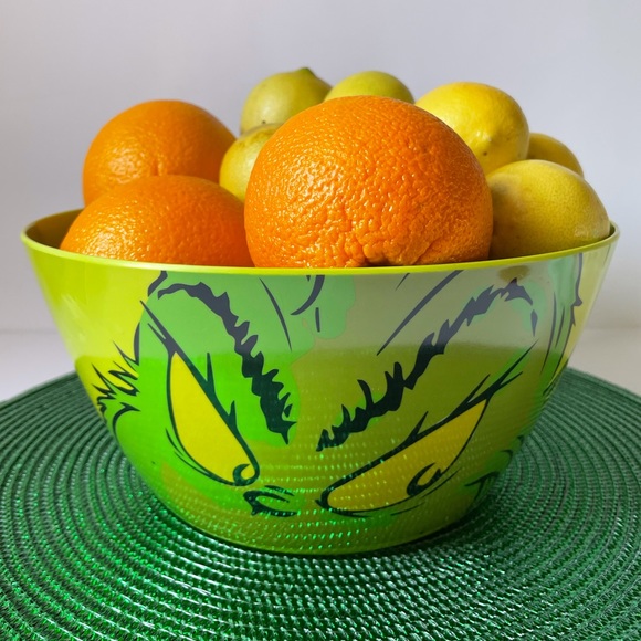 The Grinch Large Bowl - Picture 5 of 9